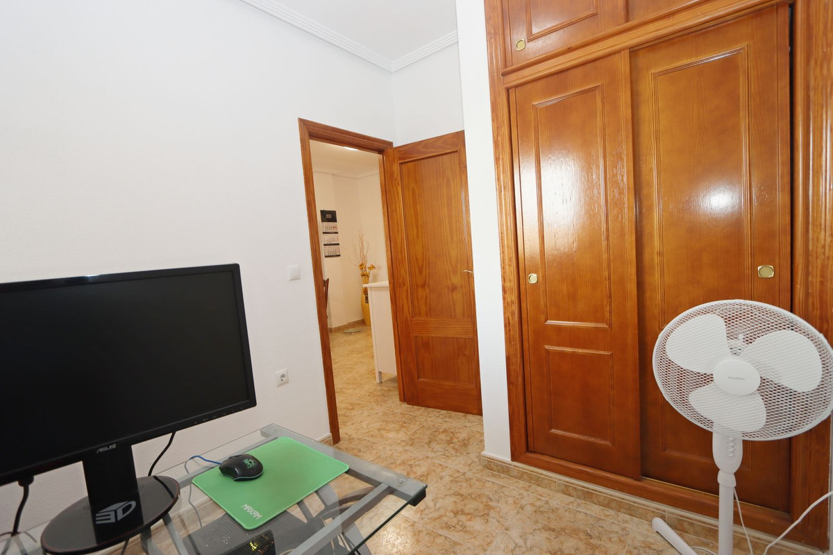 Appartement te koop in Punta Prima | 2 slaapkamers H5468344