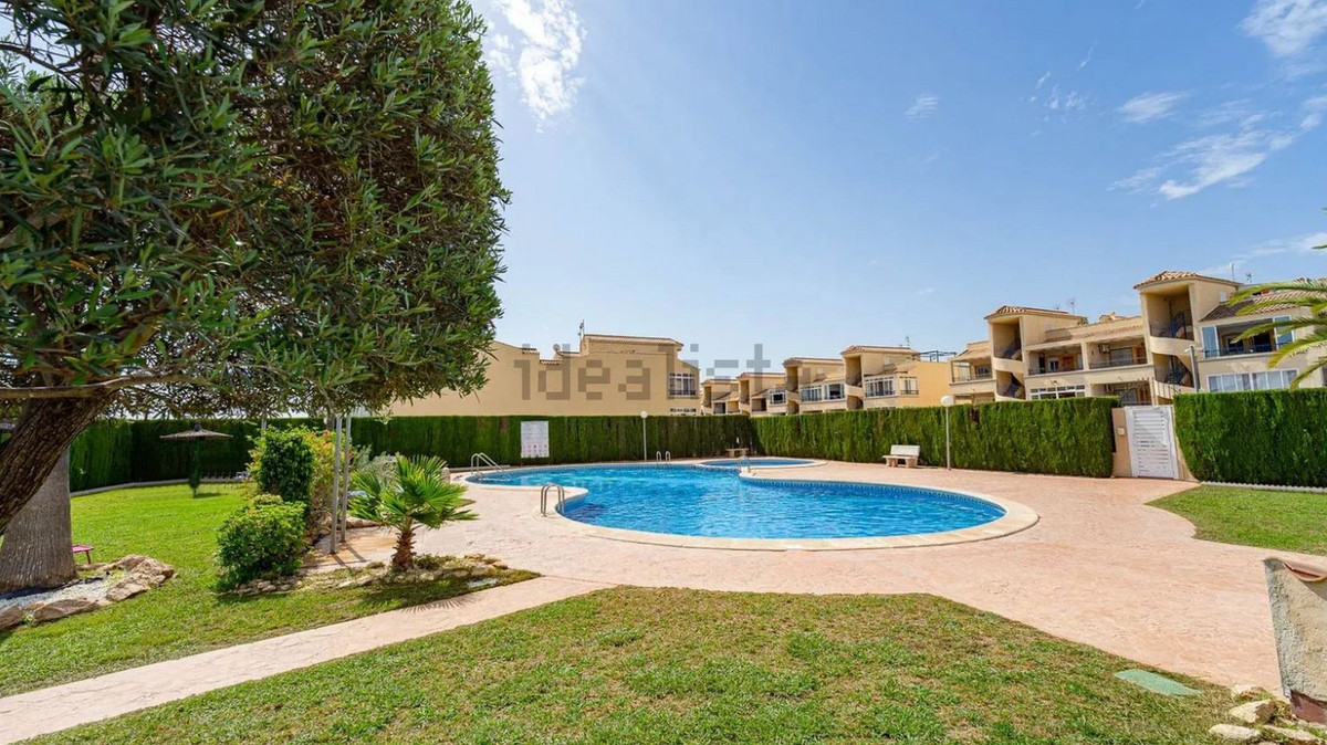Appartement te koop in Punta Prima | 2 slaapkamers H5468344