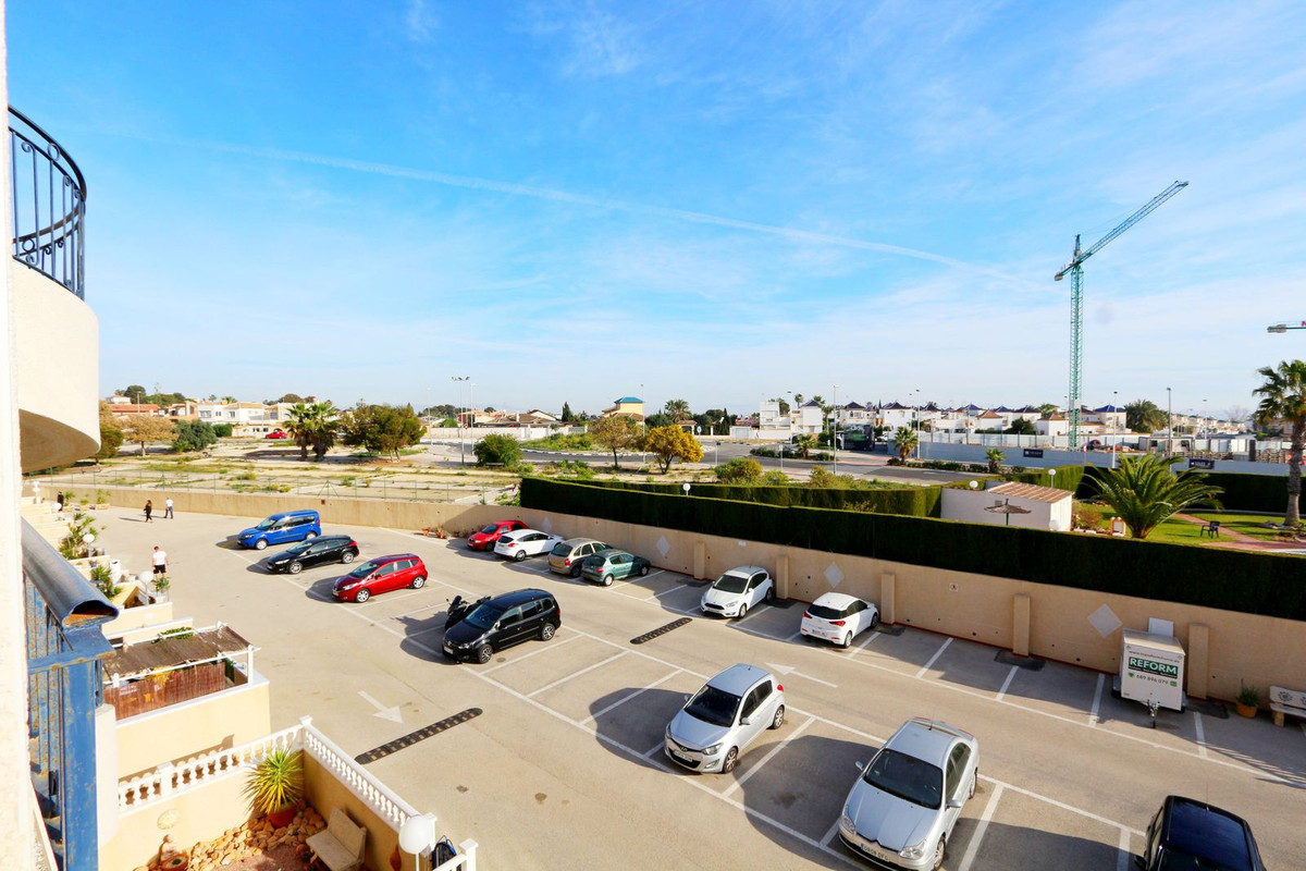Appartement te koop in Punta Prima | 2 slaapkamers H5468344