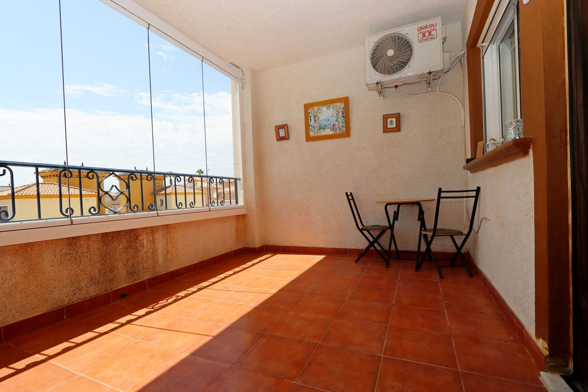 Appartement te koop in Punta Prima | 2 slaapkamers H5468344