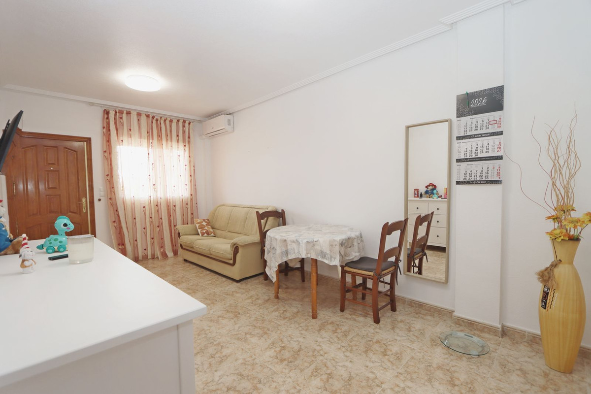 Appartement te koop in Punta Prima | 2 slaapkamers H5468344