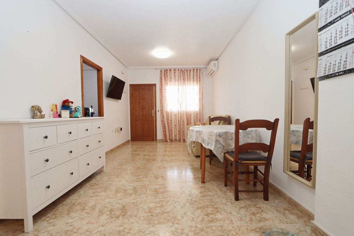 Appartement te koop in Punta Prima | 2 slaapkamers H5468344