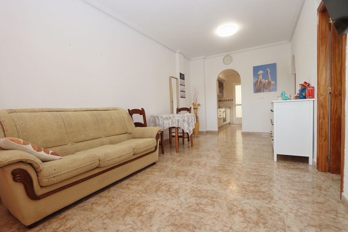 Appartement te koop in Punta Prima | 2 slaapkamers H5468344