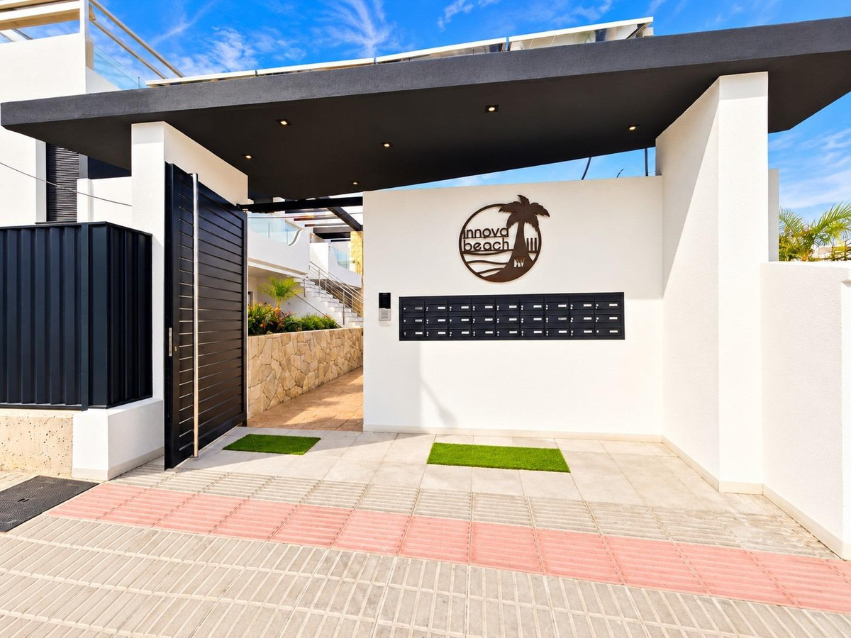 Bungalow te koop in Punta Prima | 3 slaapkamers H5506822