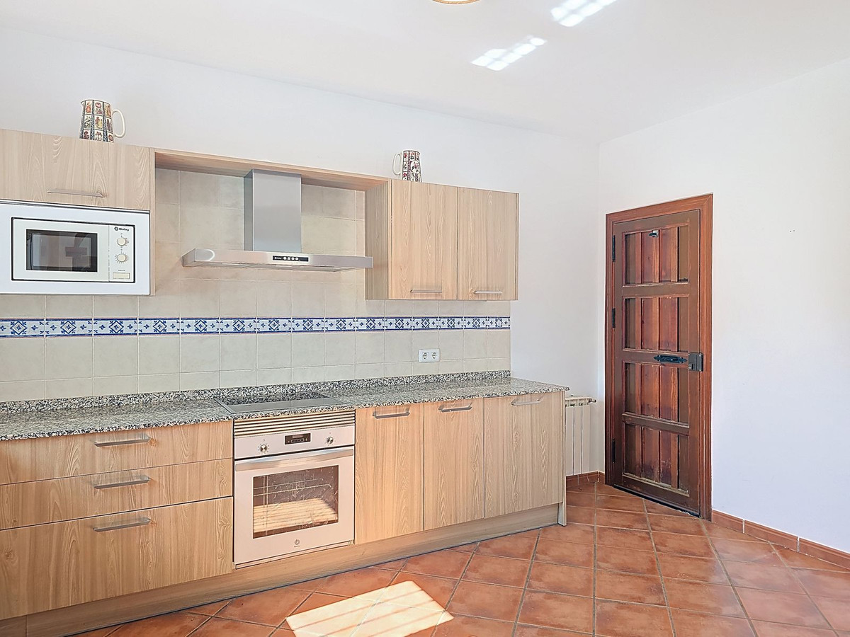 Vrijstaande Villa te koop in Árchez | 3 slaapkamers H5211955