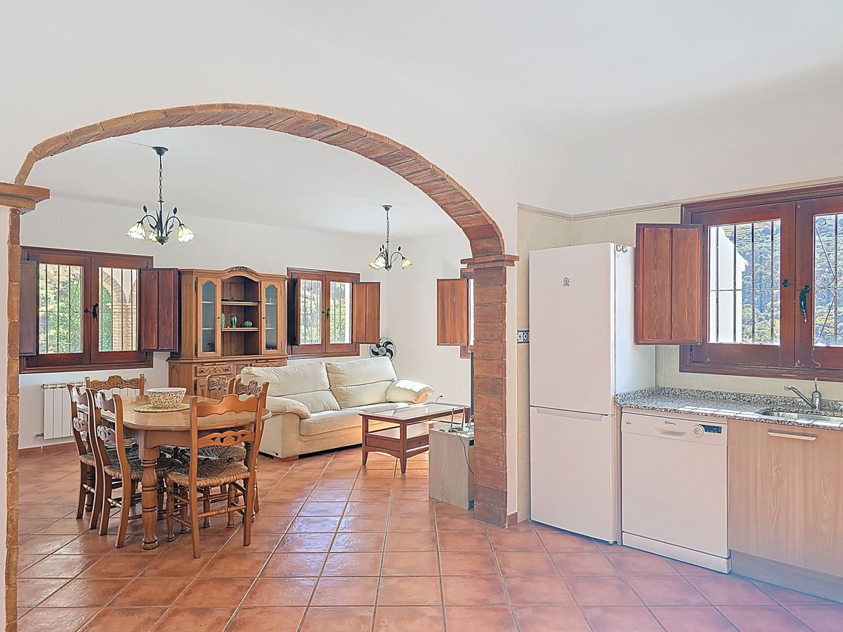 Vrijstaande Villa te koop in Árchez | 3 slaapkamers H5211955