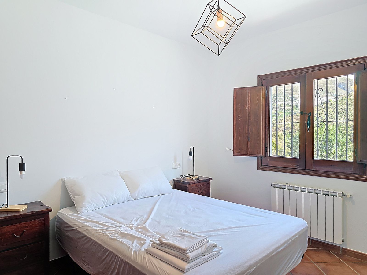 Vrijstaande Villa te koop in Árchez | 3 slaapkamers H5211955