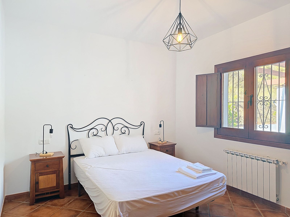 Vrijstaande Villa te koop in Árchez | 3 slaapkamers H5211955