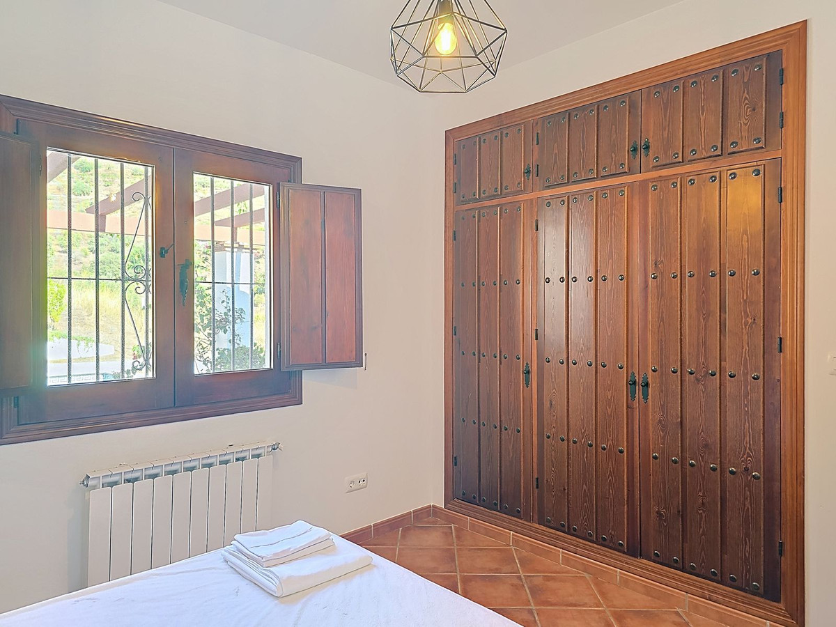 Vrijstaande Villa te koop in Árchez | 3 slaapkamers H5211955