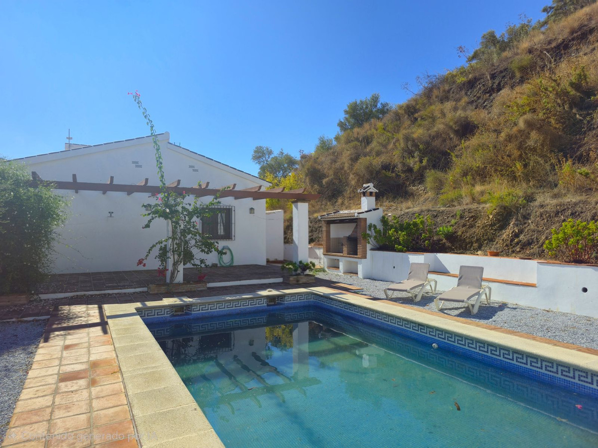 Vrijstaande Villa te koop in Árchez | 3 slaapkamers H5211955