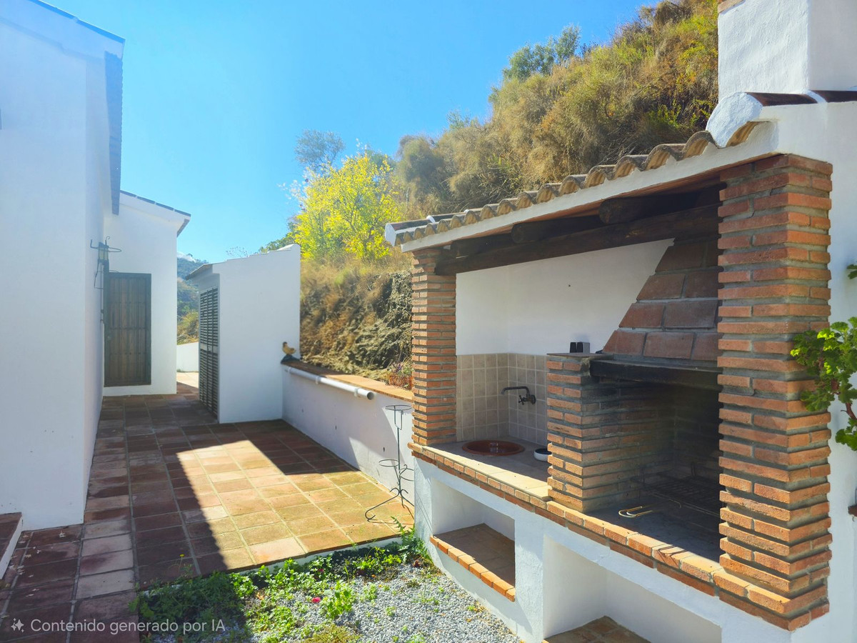 Vrijstaande Villa te koop in Árchez | 3 slaapkamers H5211955