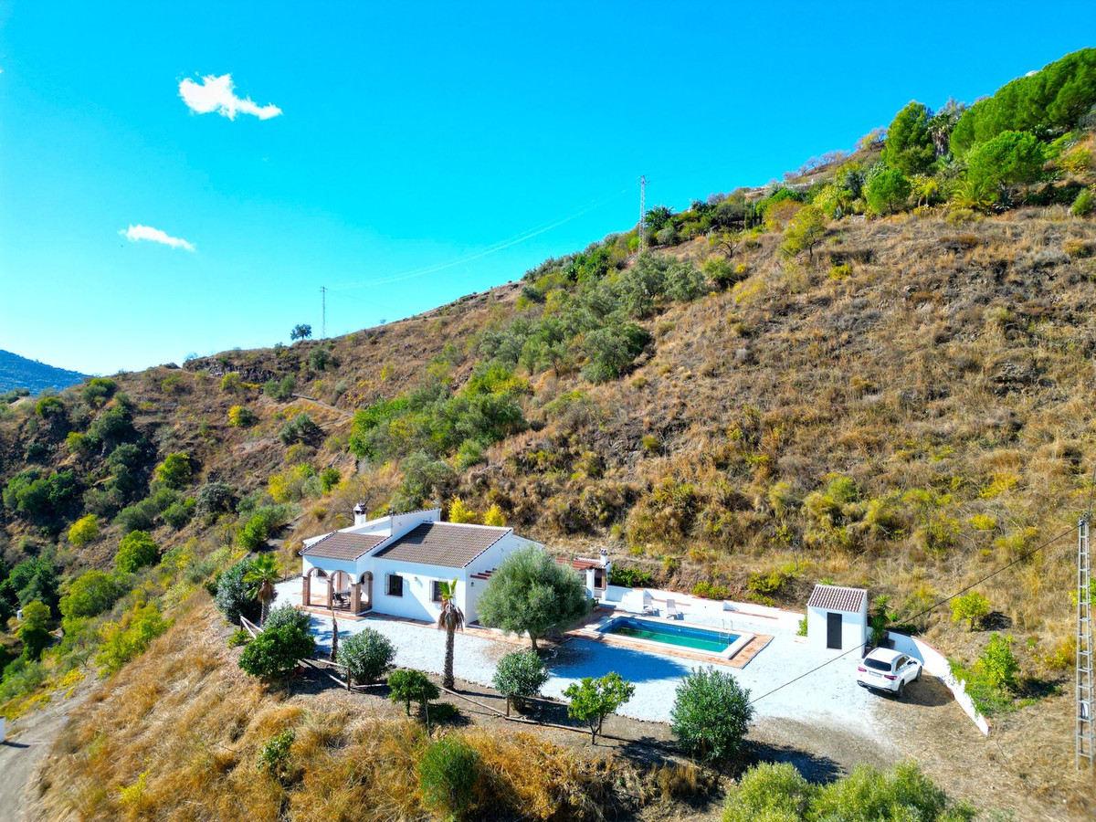 Vrijstaande Villa te koop in Árchez | 3 slaapkamers H5211955