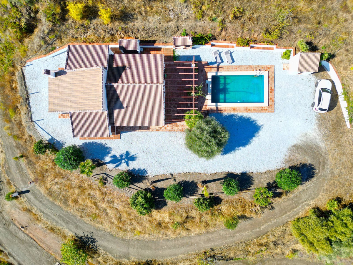 Vrijstaande Villa te koop in Árchez | 3 slaapkamers H5211955