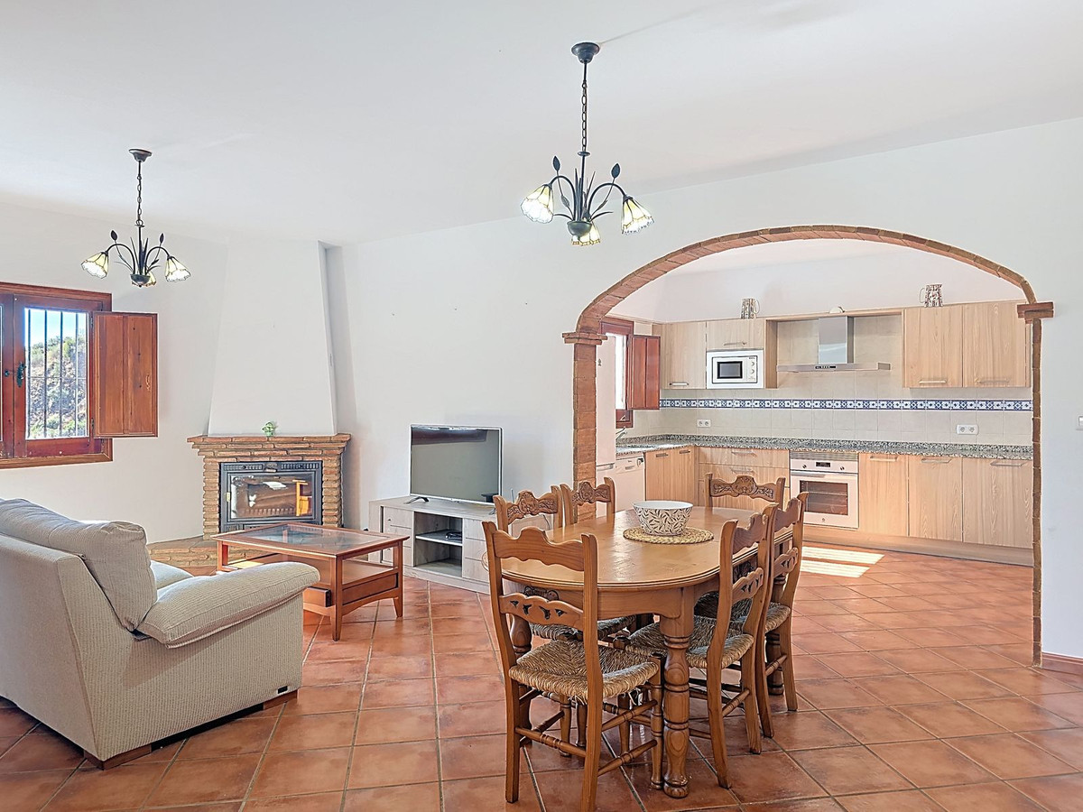 Vrijstaande Villa te koop in Árchez | 3 slaapkamers H5211955