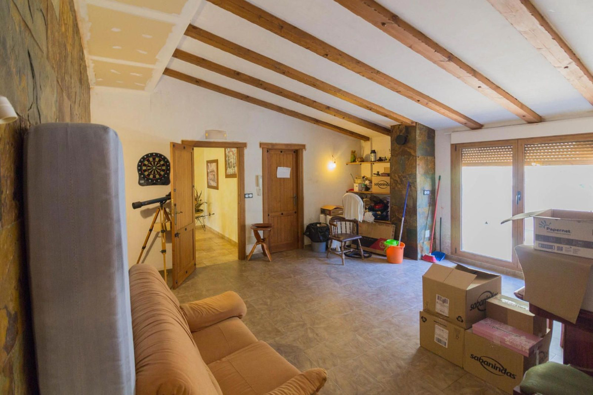 Property main view 33