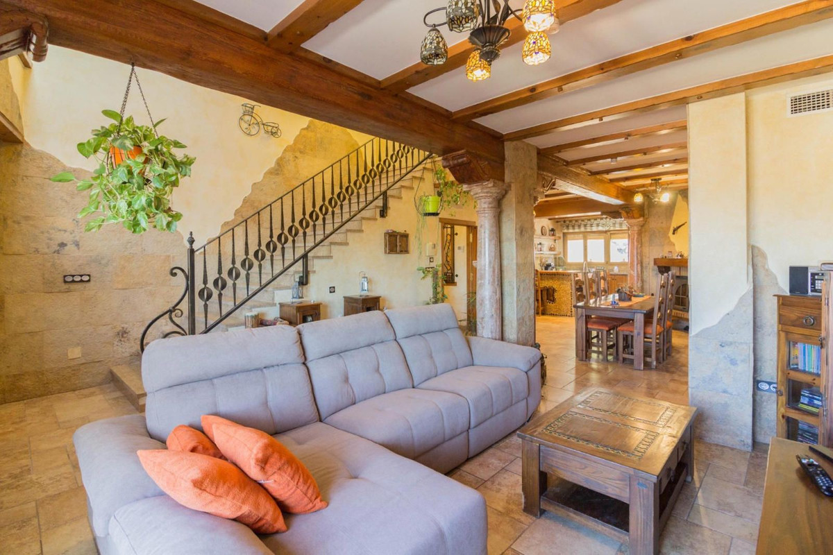 Property main view 4