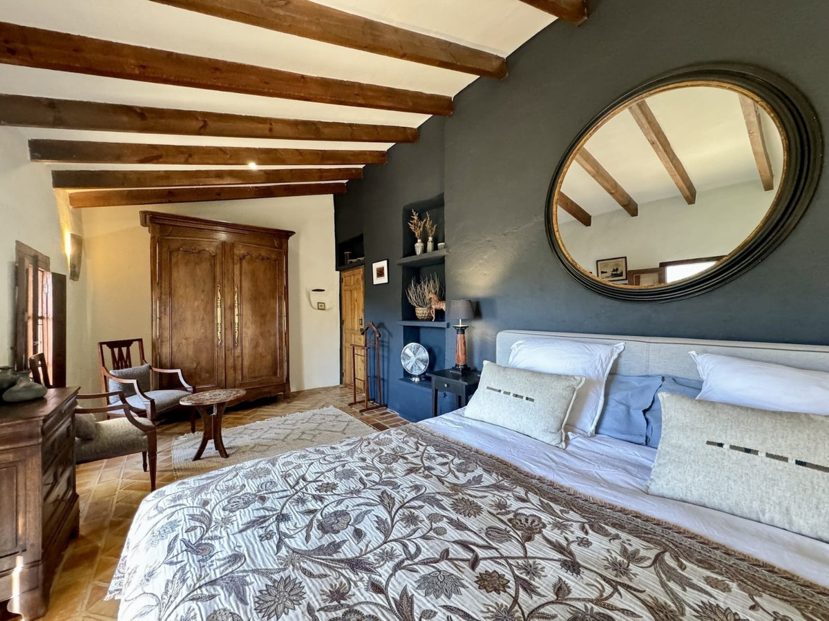 Property main view 30