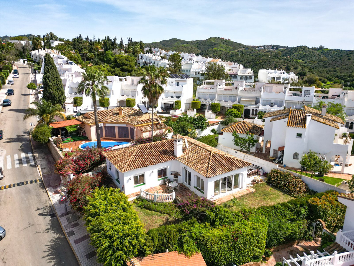 Vrijstaande Villa in Reserva de Marbella-1