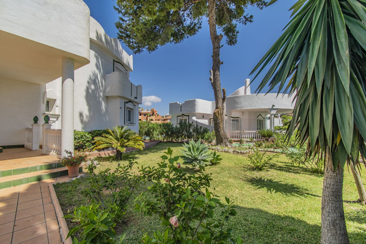 Vrijstaande Villa in Reserva de Marbella-20