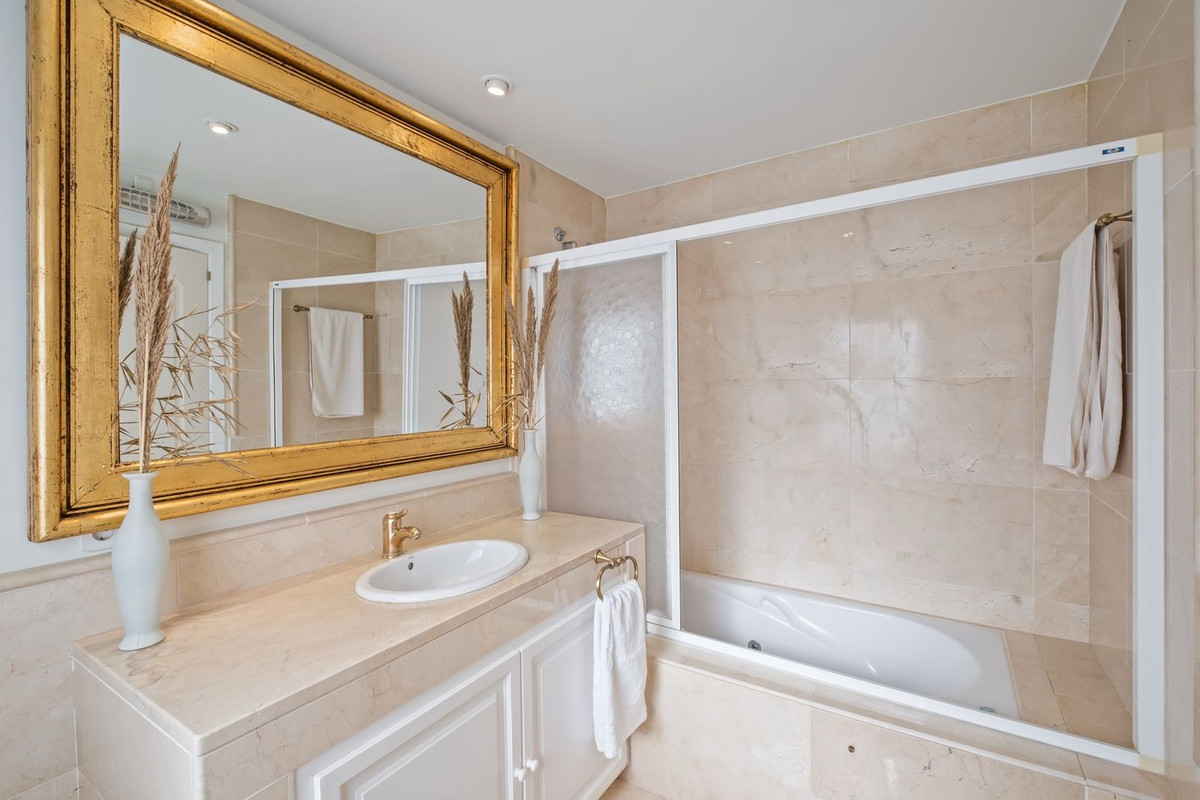 Huis te koop in Reserva de Marbella | 2 slaapkamers H5074015