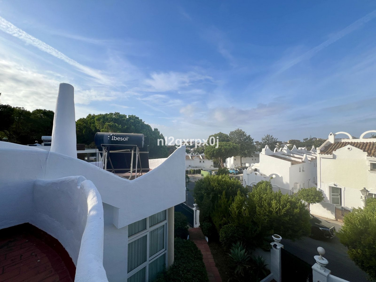 Huis te koop in Reserva de Marbella | 3 slaapkamers H5194060