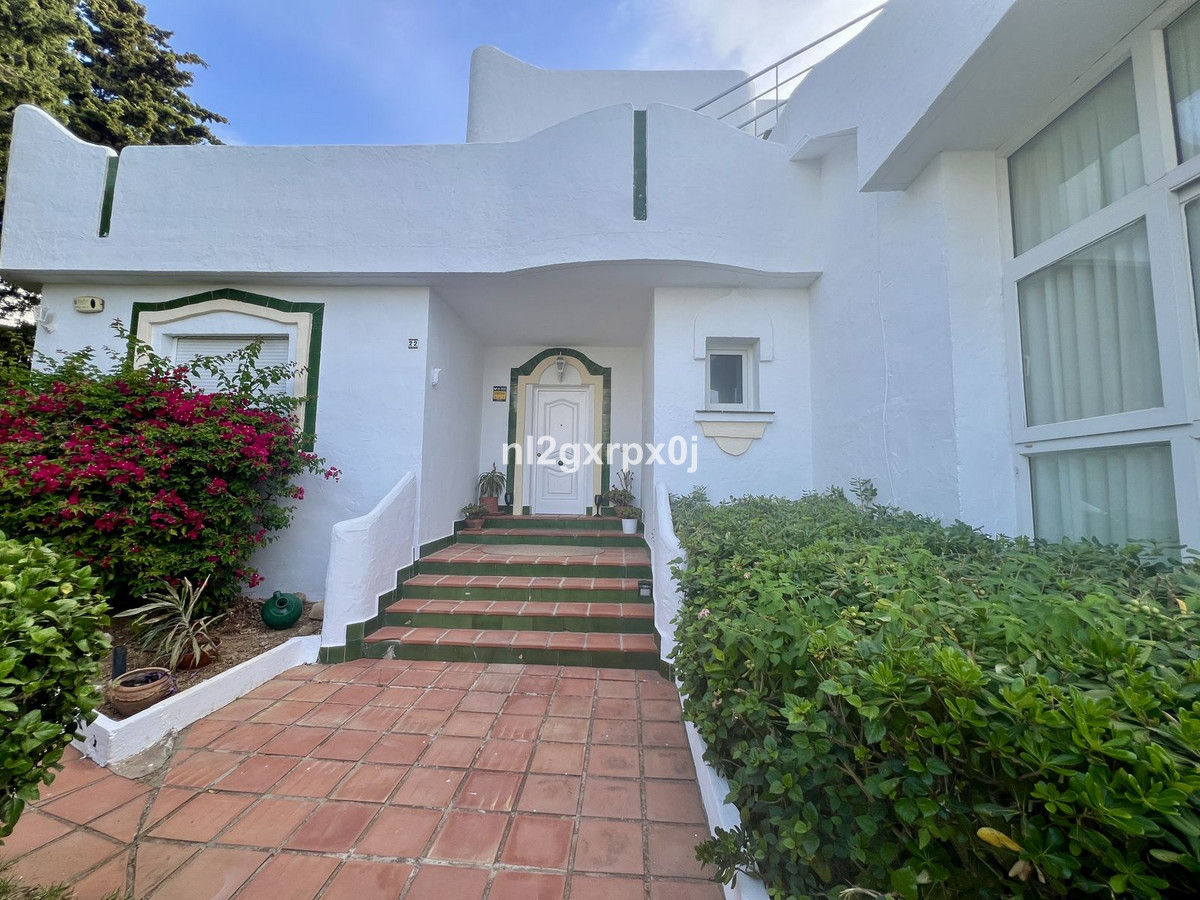 Huis te koop in Reserva de Marbella | 3 slaapkamers H5194060