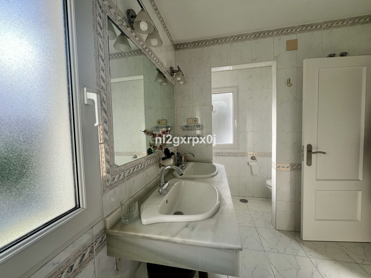 Huis te koop in Reserva de Marbella | 3 slaapkamers H5194060