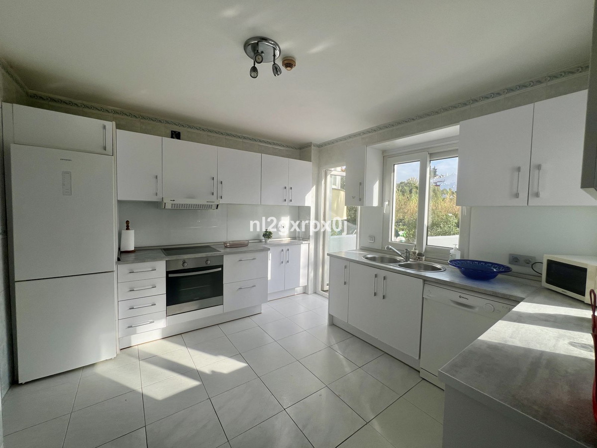 Huis te koop in Reserva de Marbella | 3 slaapkamers H5194060