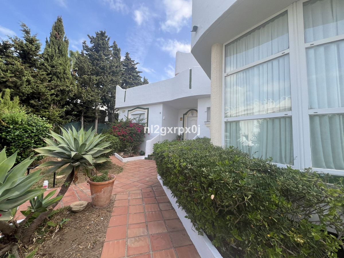 Huis te koop in Reserva de Marbella | 3 slaapkamers H5194060