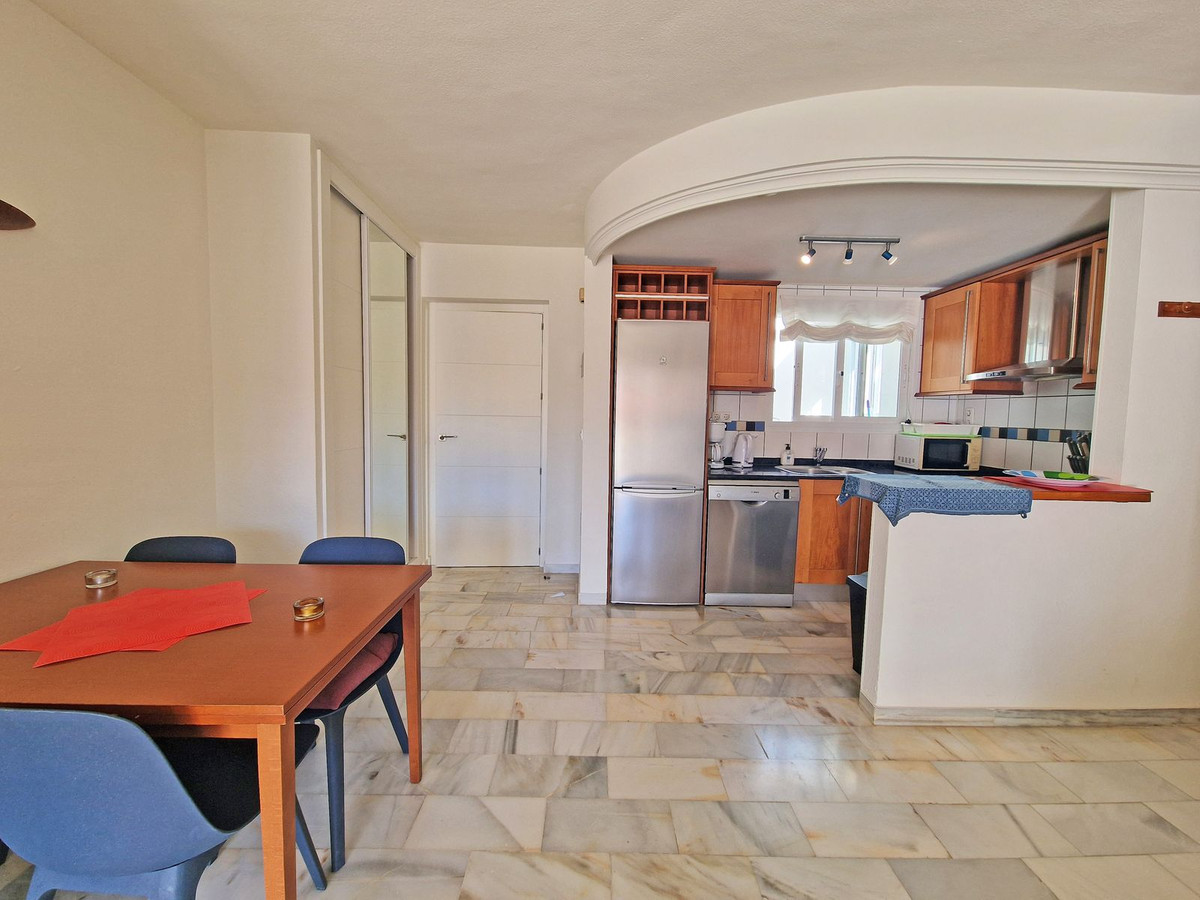 Huis te koop in Reserva de Marbella | 3 slaapkamers H5254966