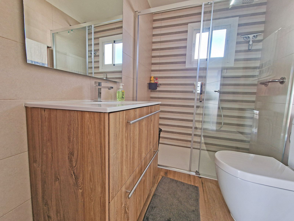 Huis te koop in Reserva de Marbella | 3 slaapkamers H5254966