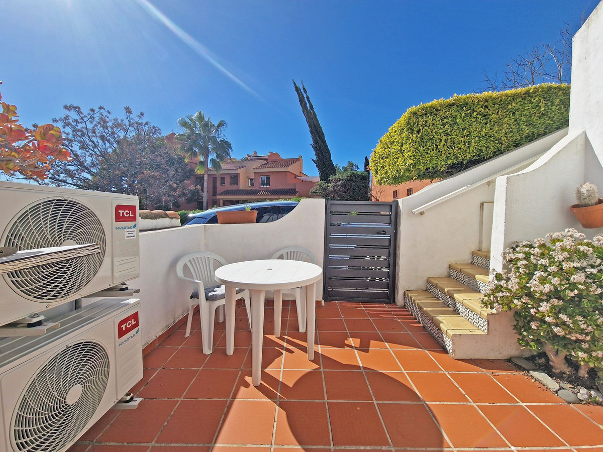 Huis te koop in Reserva de Marbella | 3 slaapkamers H5254966