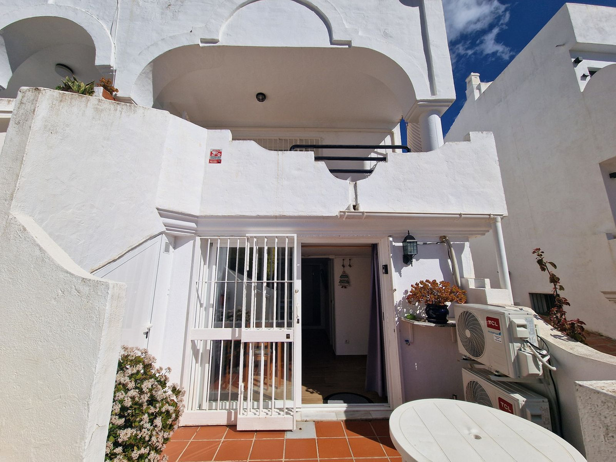 Huis te koop in Reserva de Marbella | 3 slaapkamers H5254966