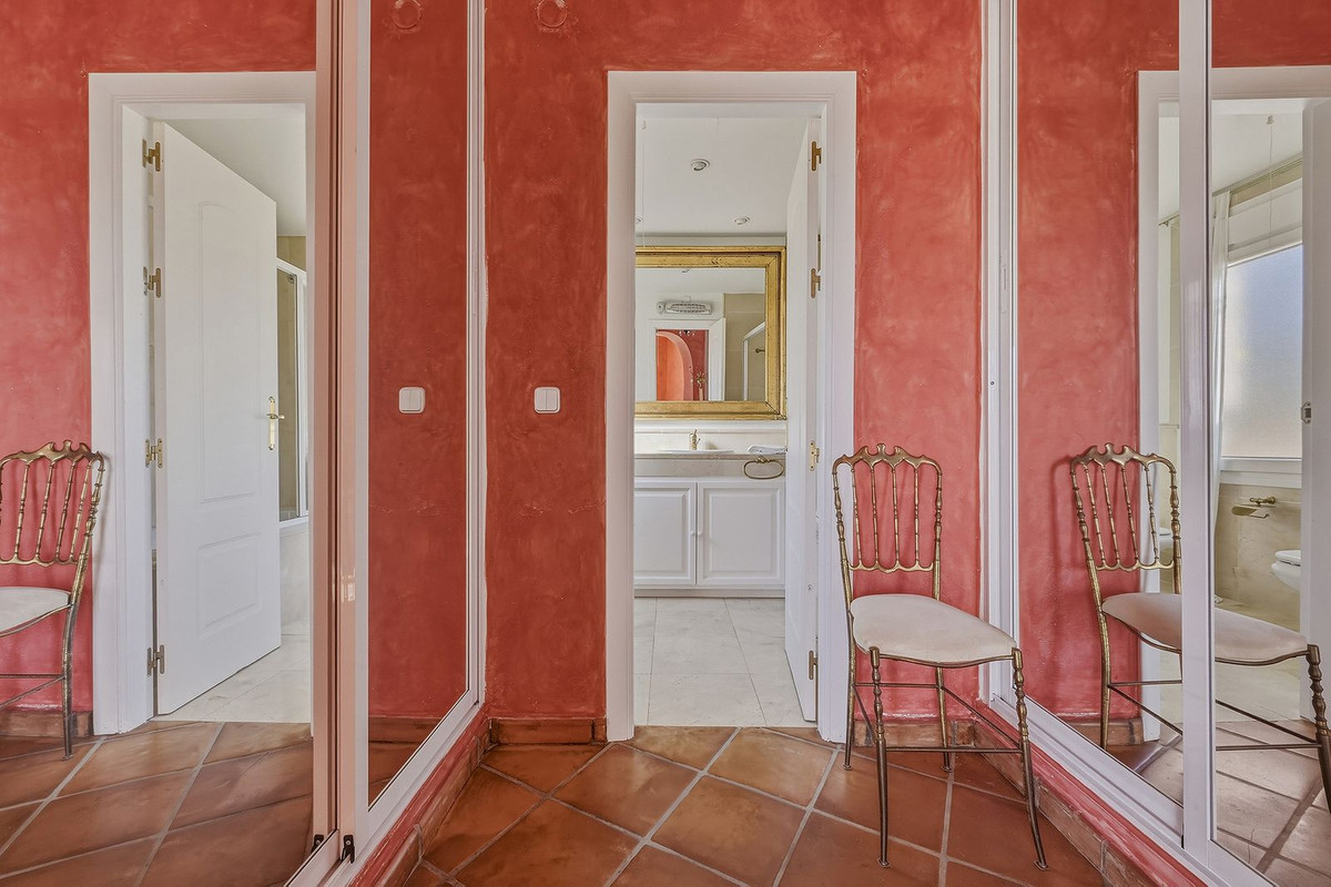 Huis te koop in Reserva de Marbella | 2 slaapkamers H5327698