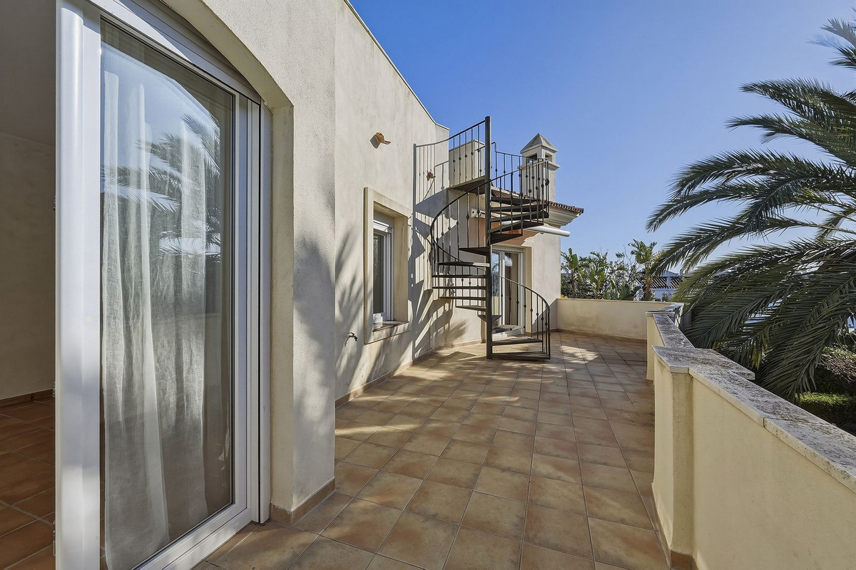 Huis te koop in Reserva de Marbella | 2 slaapkamers H5327698
