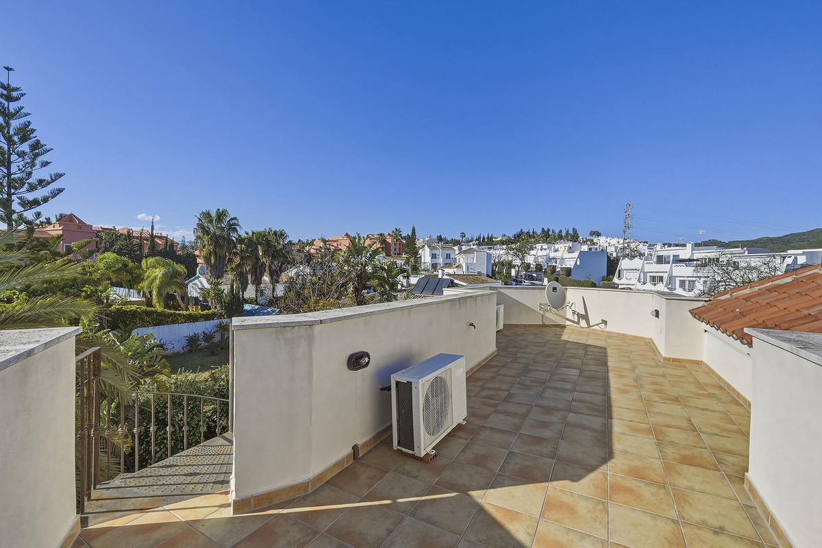 Huis te koop in Reserva de Marbella | 2 slaapkamers H5327698