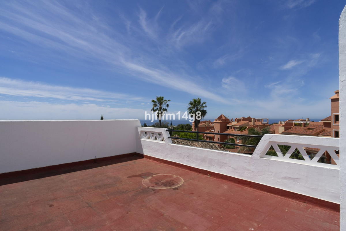 Huis te koop in Reserva de Marbella | 2 slaapkamers H5390113