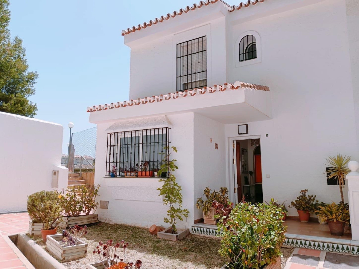 Huis te koop in Rincón de la Victoria | 5 slaapkamers H5014354