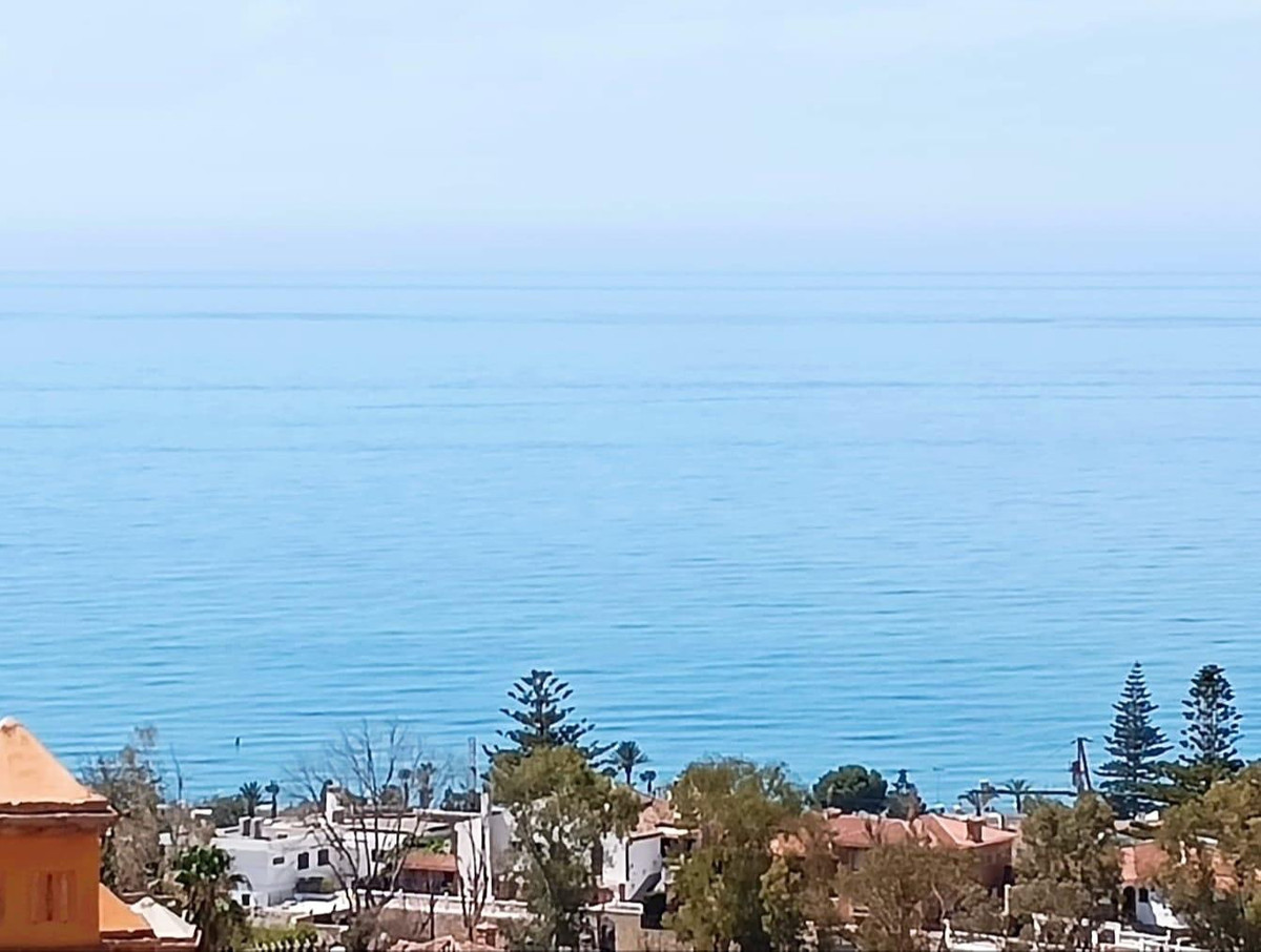 Huis te koop in Rincón de la Victoria | 5 slaapkamers H5014354