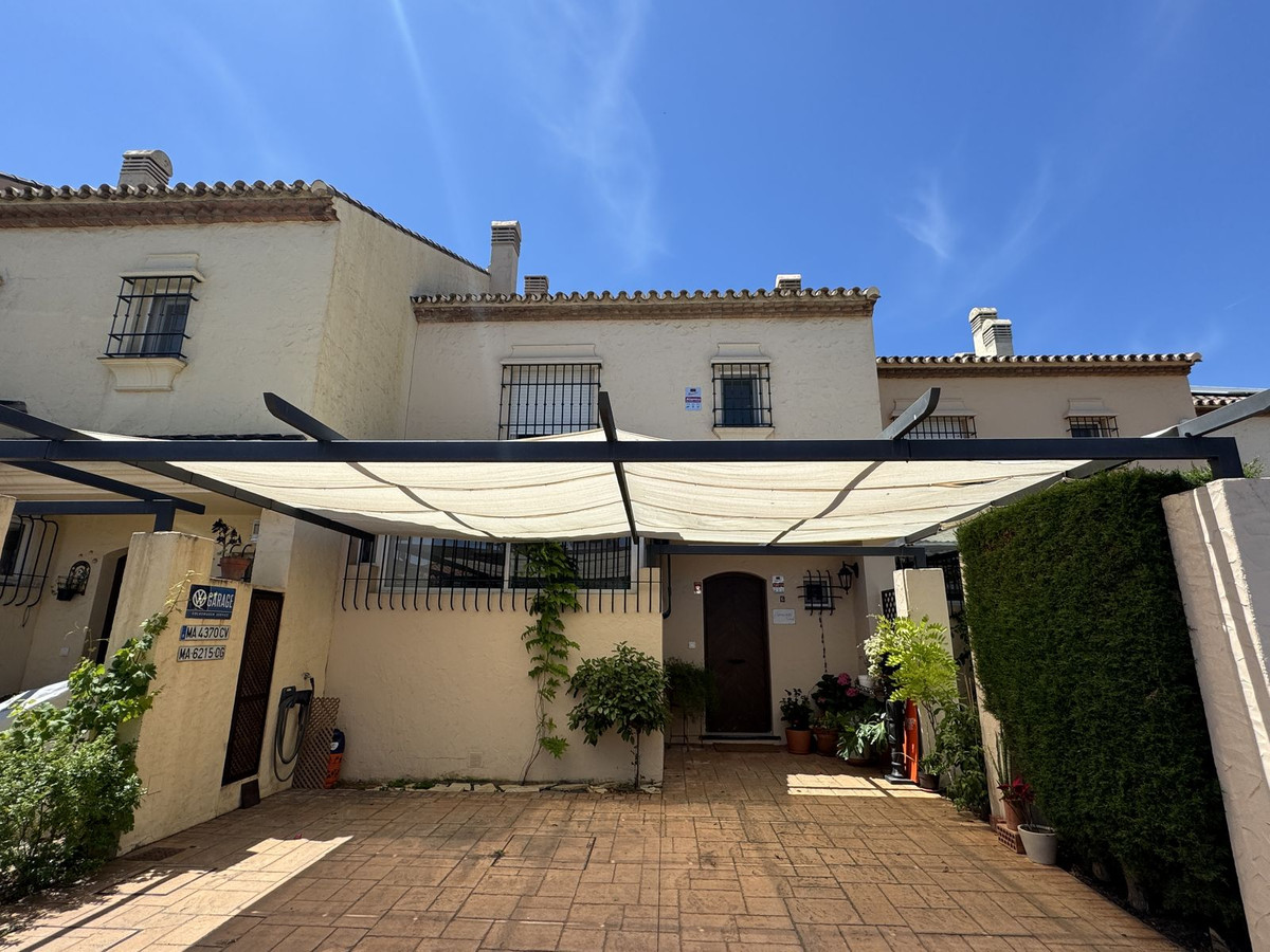 Huis te koop in Rincón de la Victoria | 4 slaapkamers H5041699