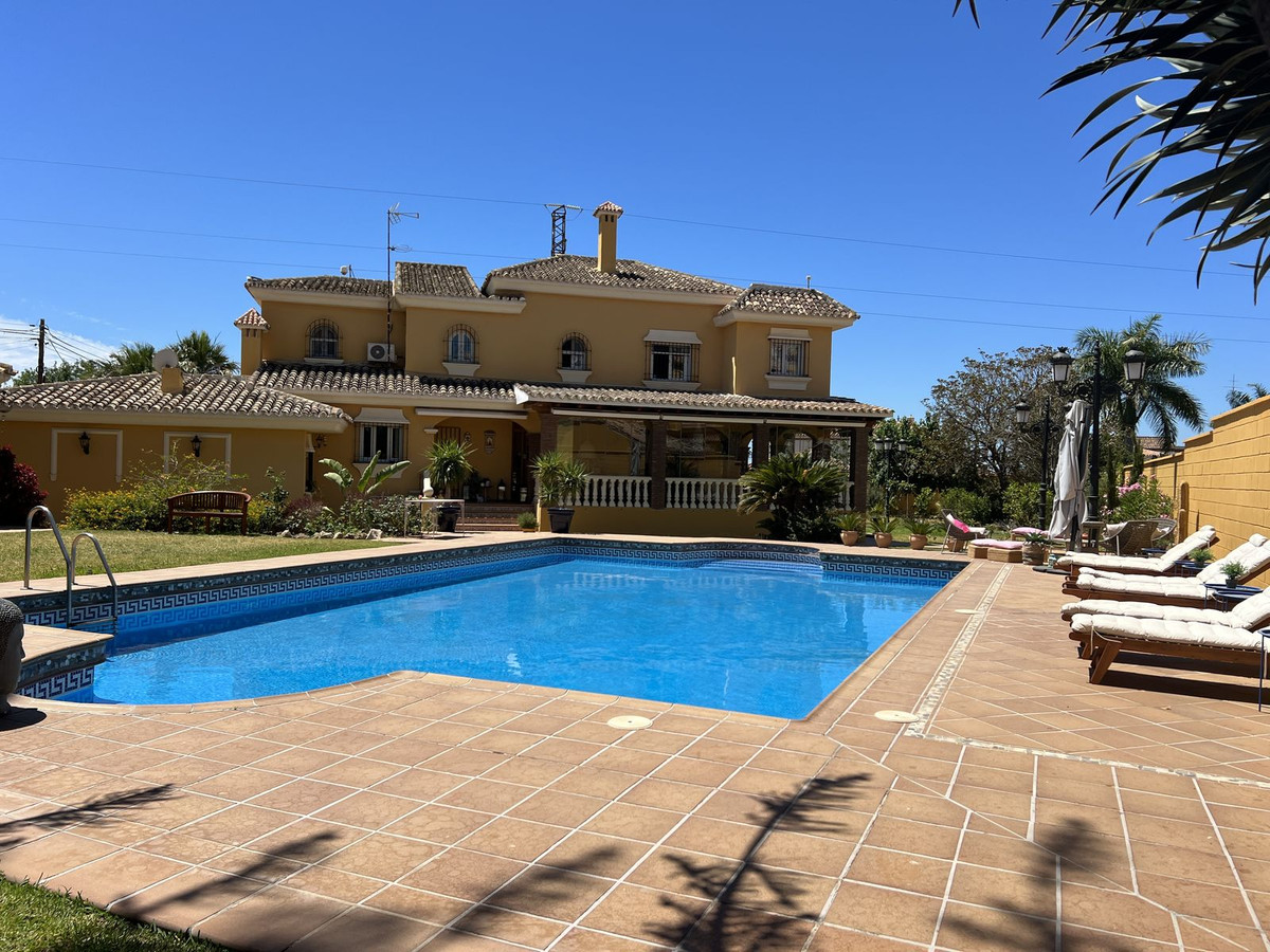 Huis te koop in Rincón de la Victoria | 5 slaapkamers H5079925