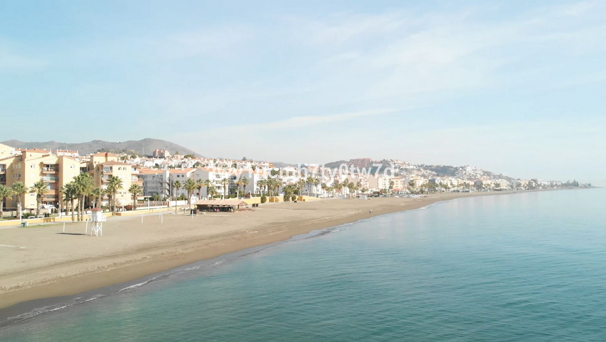 Appartement te koop in Rincón de la Victoria | 2 slaapkamers H5294629