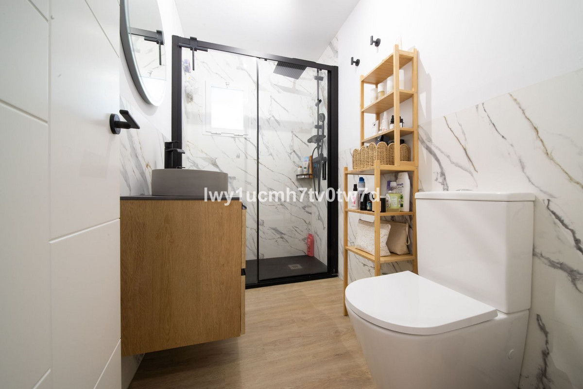 Appartement te koop in Rincón de la Victoria | 2 slaapkamers H5294629