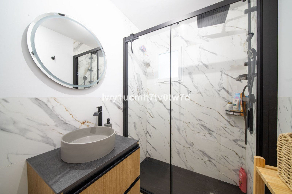 Appartement te koop in Rincón de la Victoria | 2 slaapkamers H5294629