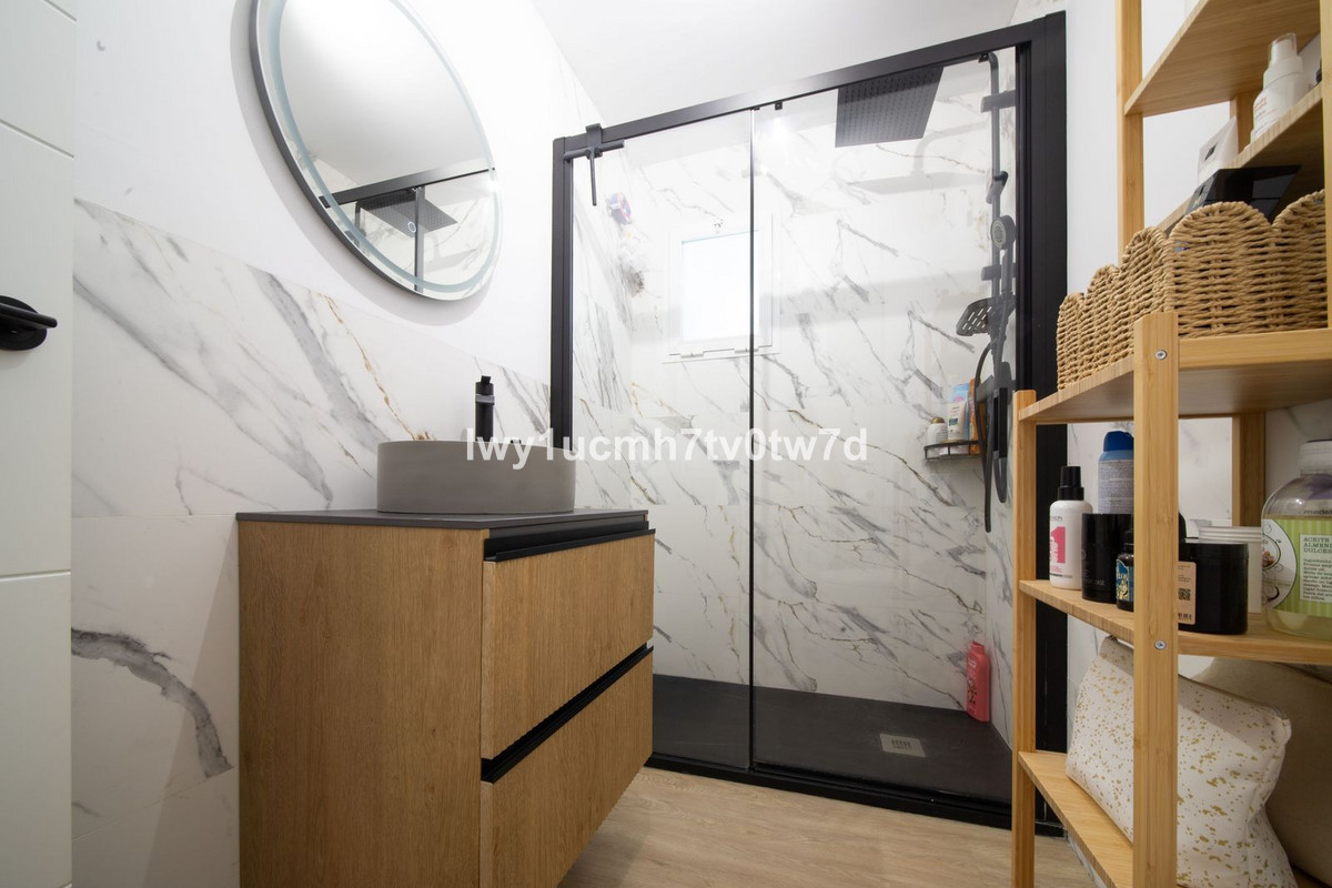 Appartement te koop in Rincón de la Victoria | 2 slaapkamers H5294629