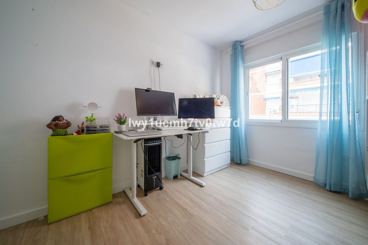 Appartement te koop in Rincón de la Victoria | 2 slaapkamers H5294629