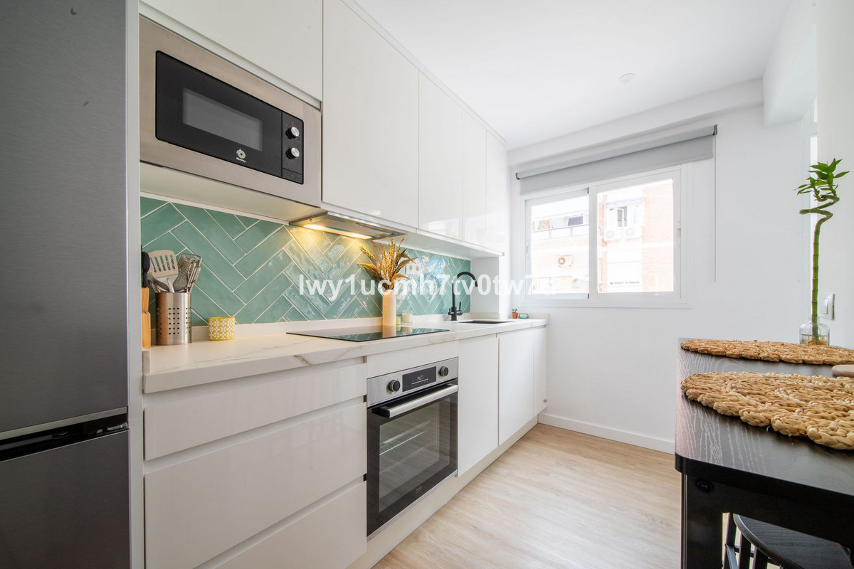 Appartement te koop in Rincón de la Victoria | 2 slaapkamers H5294629