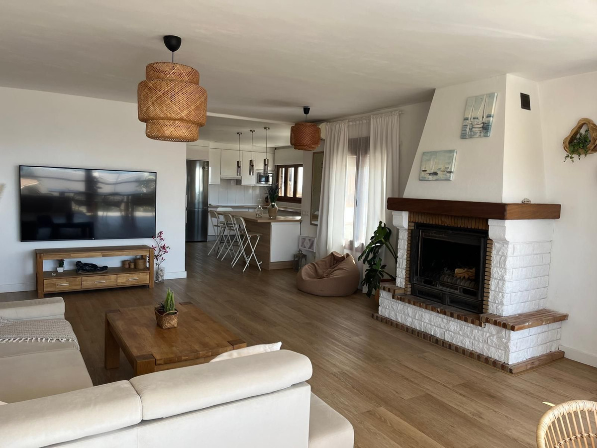 Huis te koop in Rincón de la Victoria | 3 slaapkamers H5298916