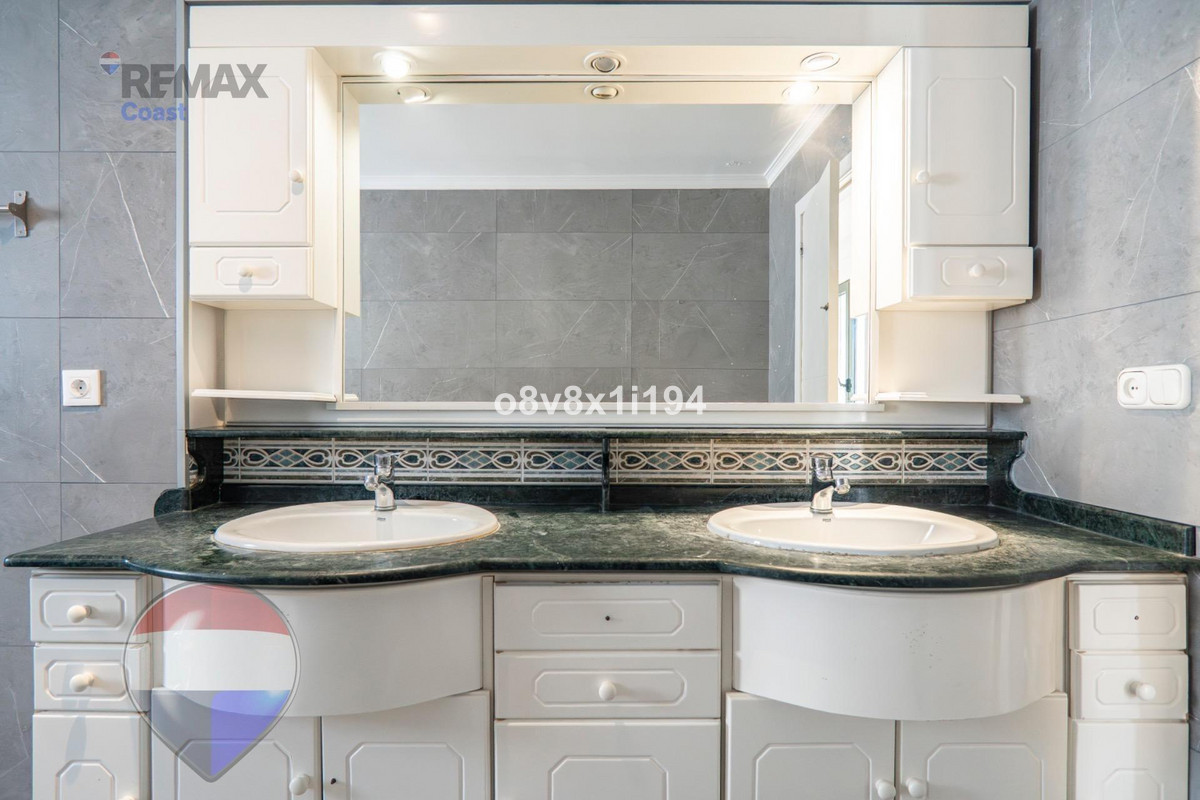 Huis te koop in Rincón de la Victoria | 6 slaapkamers H5353840