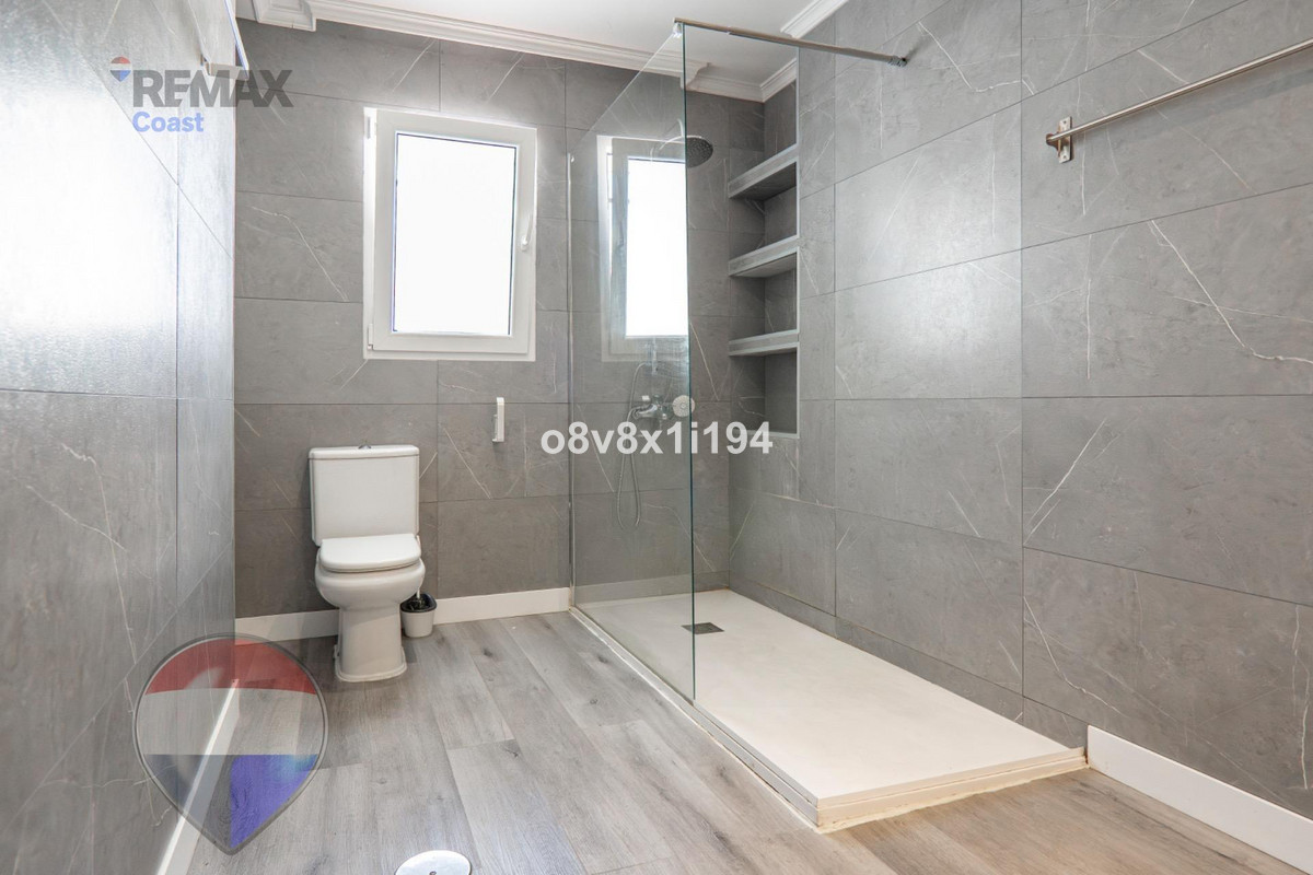 Huis te koop in Rincón de la Victoria | 6 slaapkamers H5353840